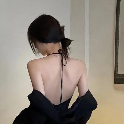 警花变色龙